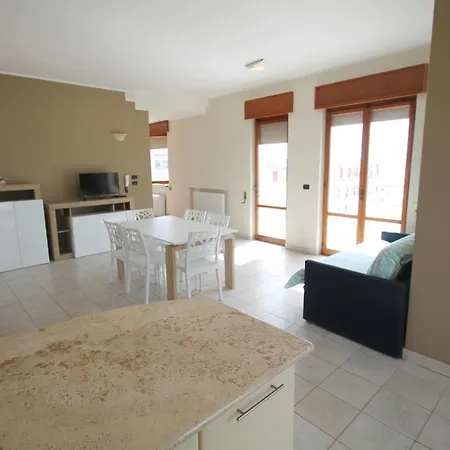 Attico Del Vico Apartment *